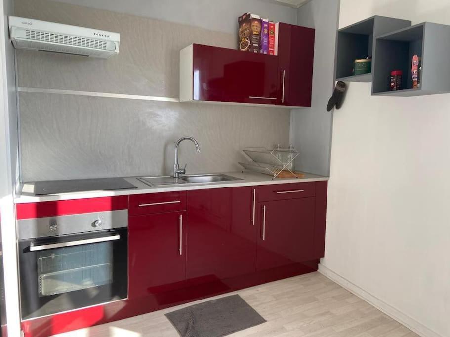 Appartement F2 65m2 Parking Prive Avec Belle Vue