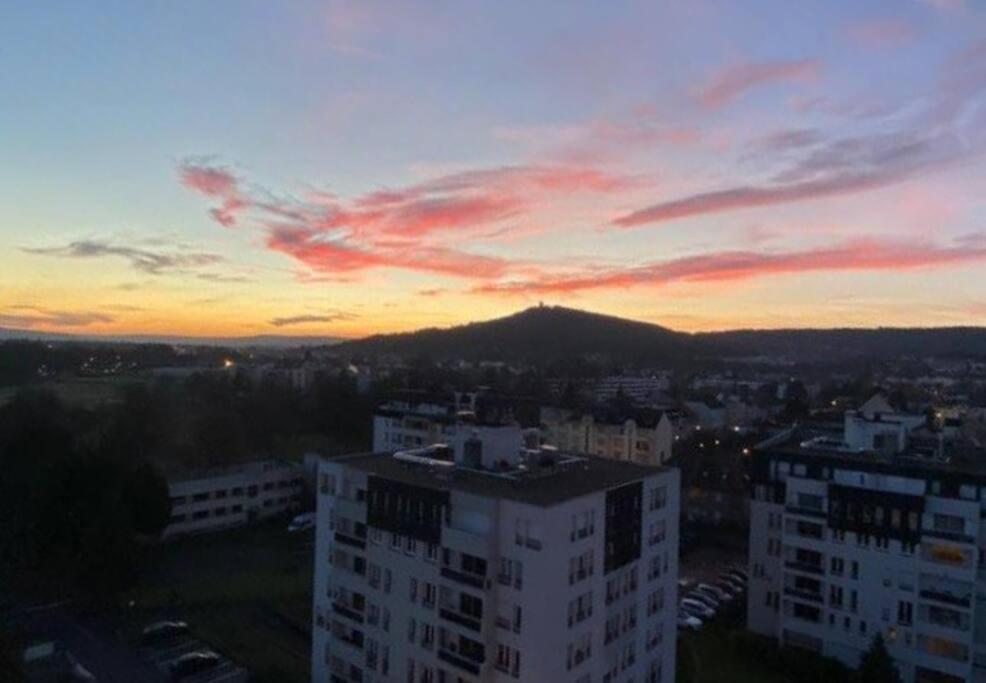 Appartement F2 65m2 Parking Prive Avec Belle Vue *