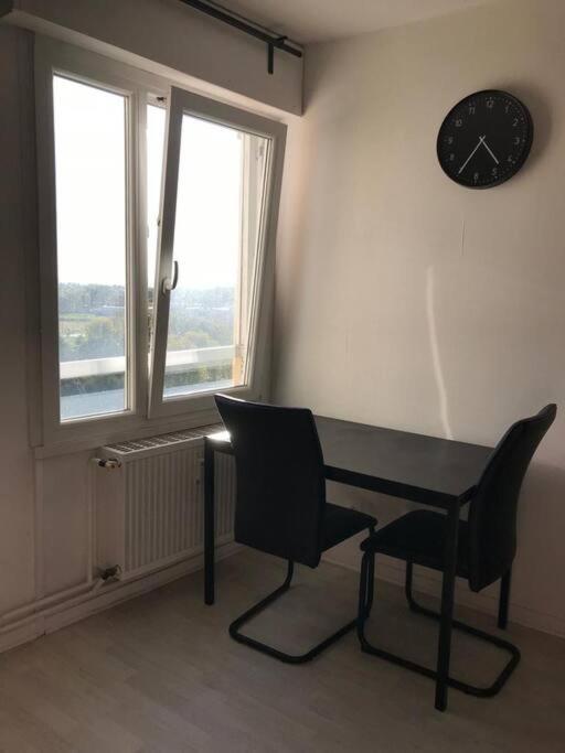 Appartement F2 65m2 Parking Prive Avec Belle Vue